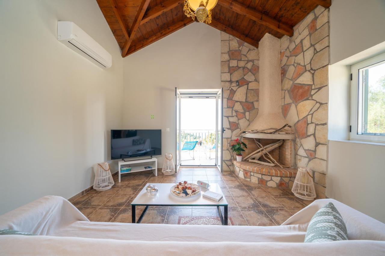 Stone Villa Eriphyle ,Private Witn Sunset View Fiskardo Exterior photo